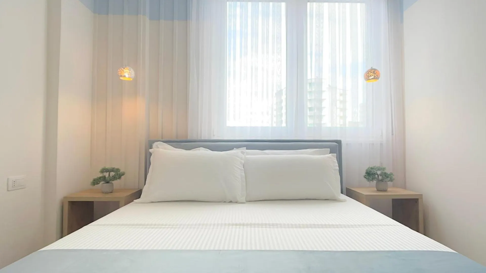 Elegant Apartments New - Colorful By The Sea Durrës