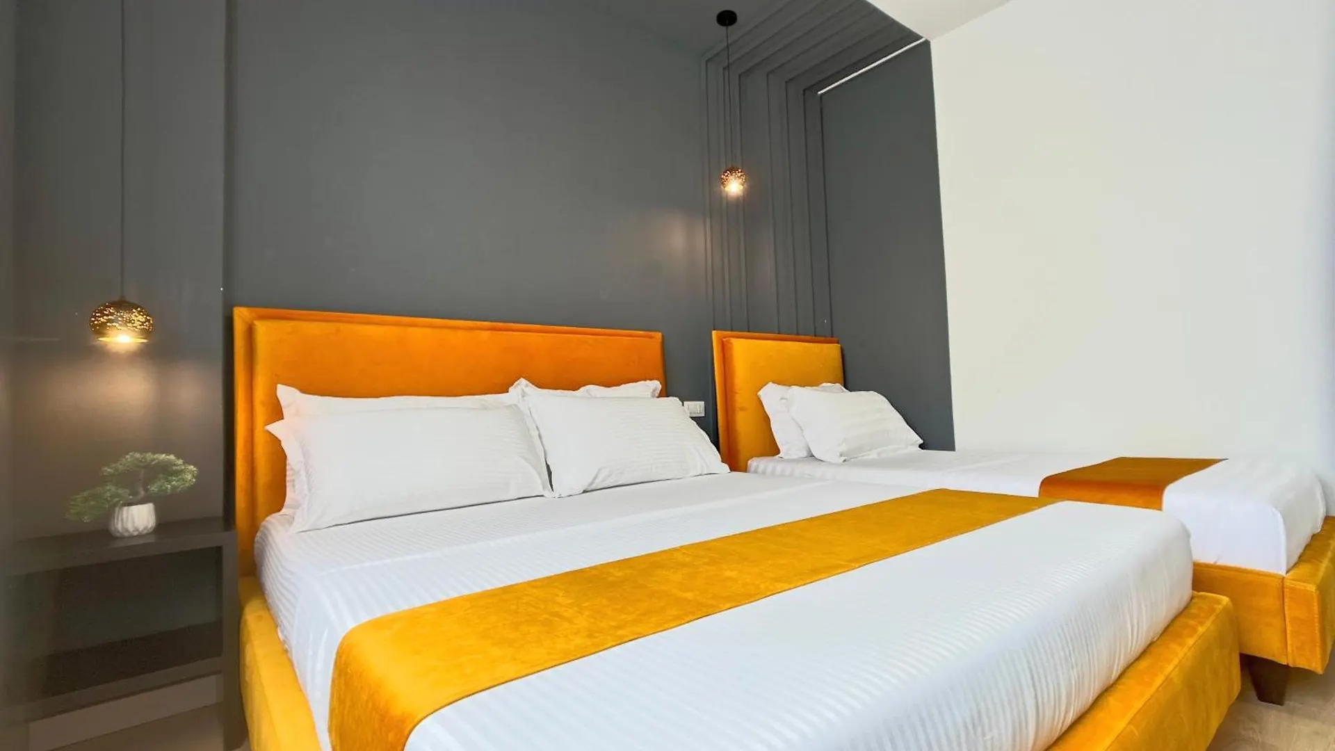 Elegant Apartments New - Colorful By The Sea Durrës