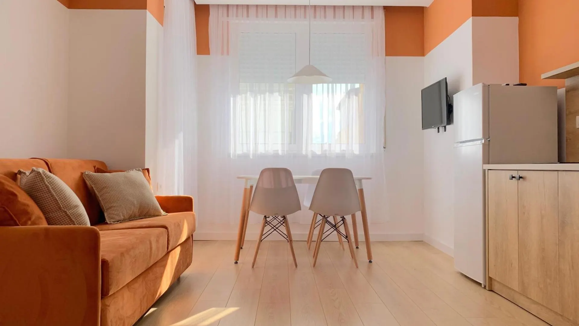 Elegant Apartments New - Colorful By The Sea Durrës Albánia