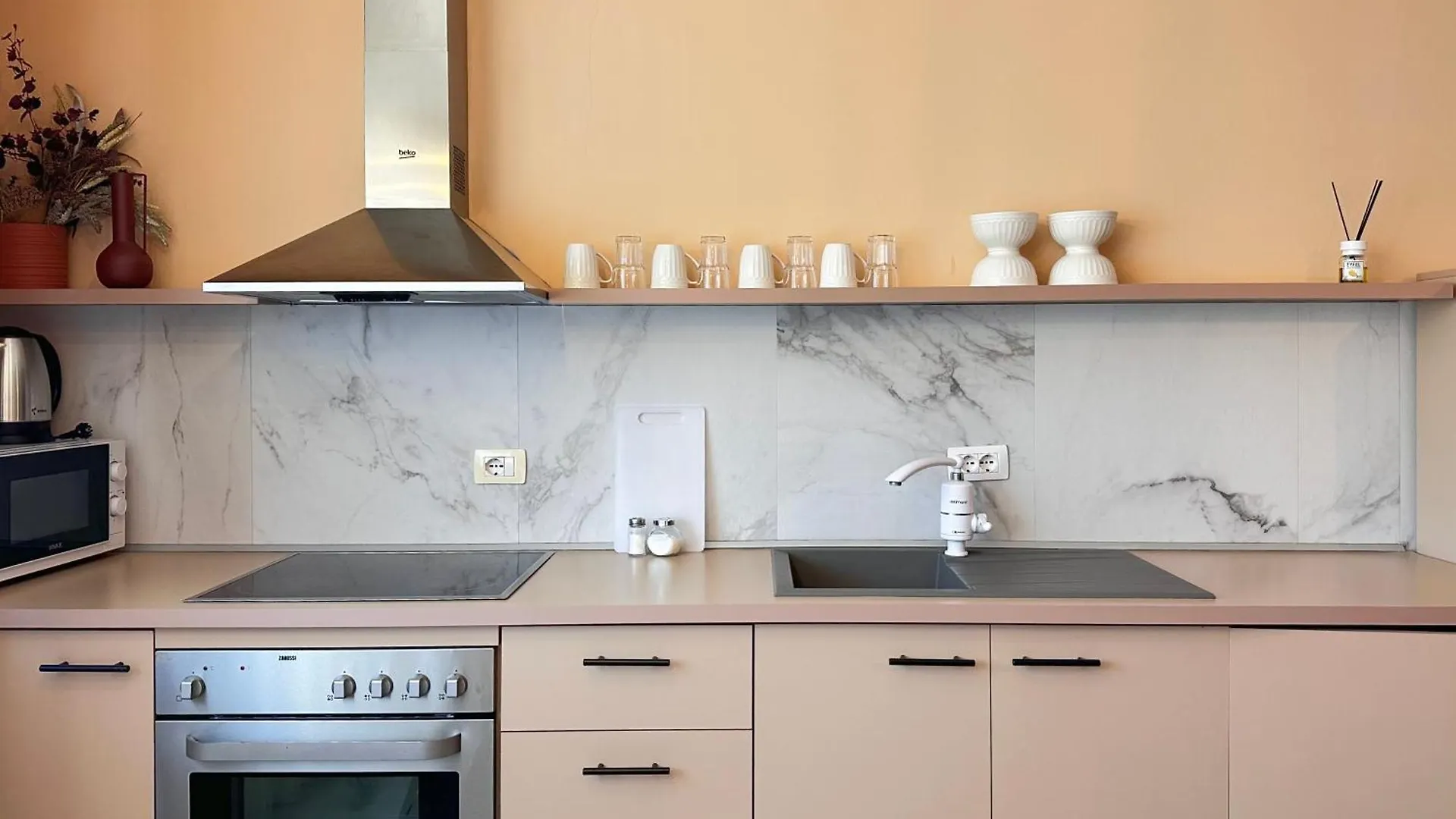 Elegant Apartments New - Colorful By The Sea Durrës