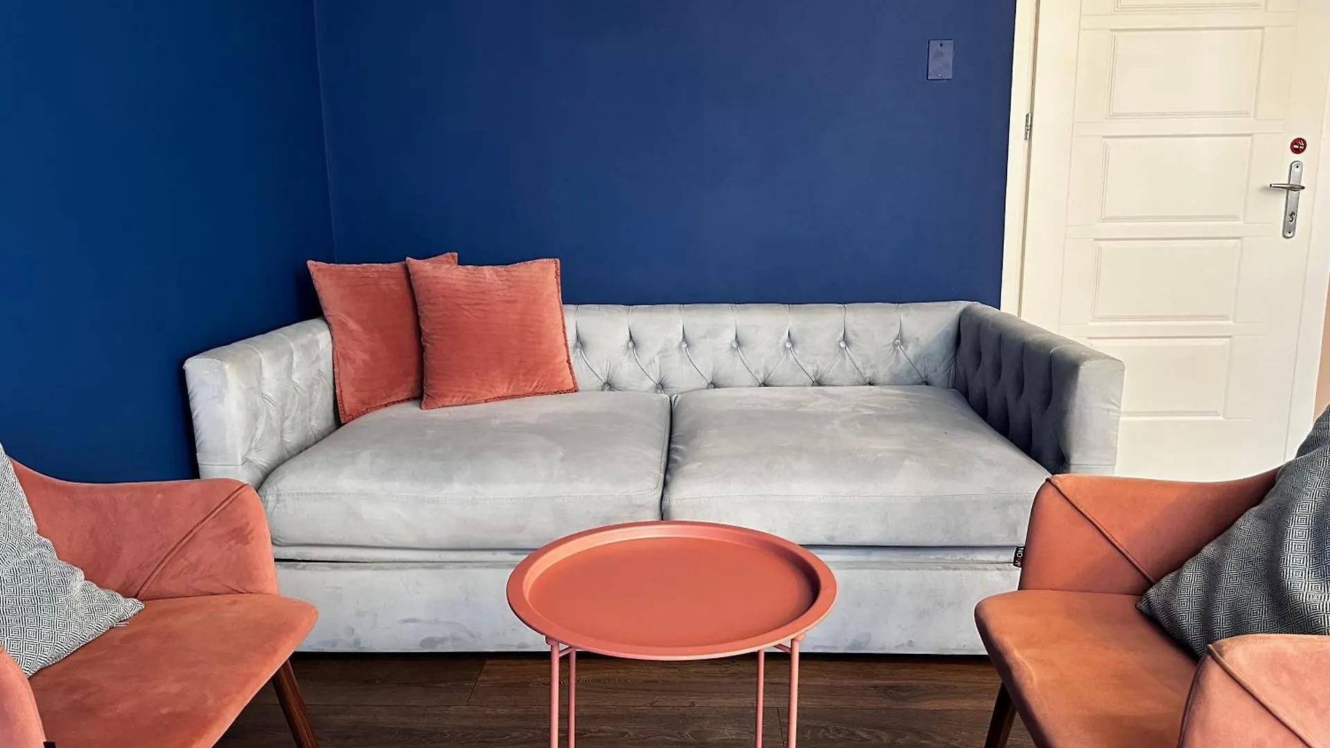 Elegant Apartments New - Colorful By The Sea Durrës