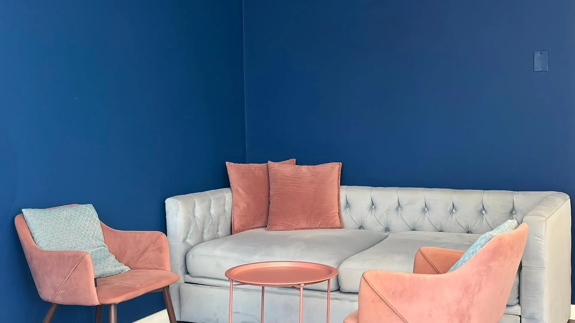 Elegant Apartments New - Colorful By The Sea Durrës