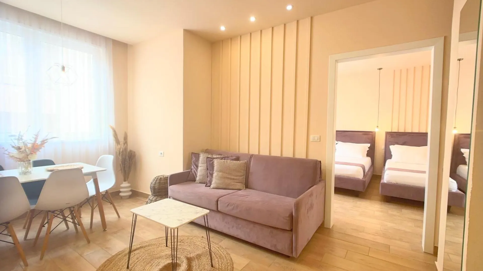Elegant Apartments New - Colorful By The Sea Дуррес