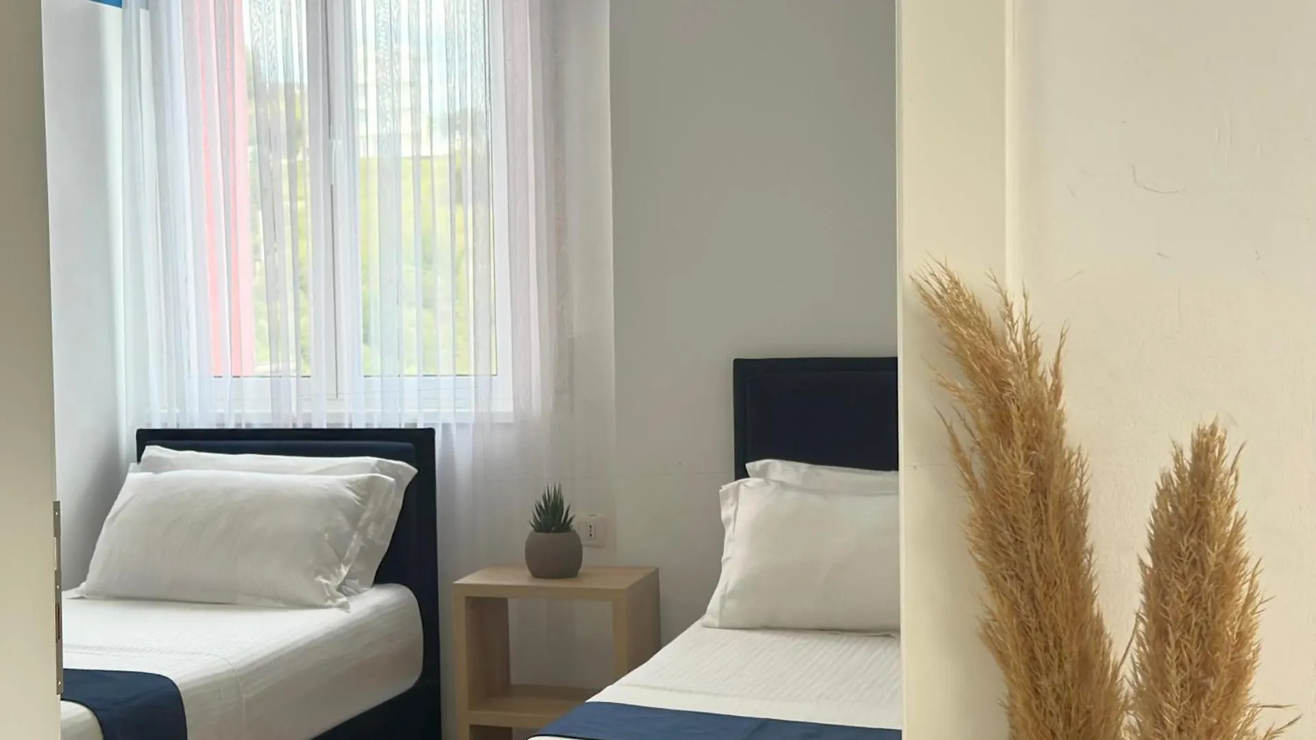 Elegant Apartments New - Colorful By The Sea Дуррес Албания